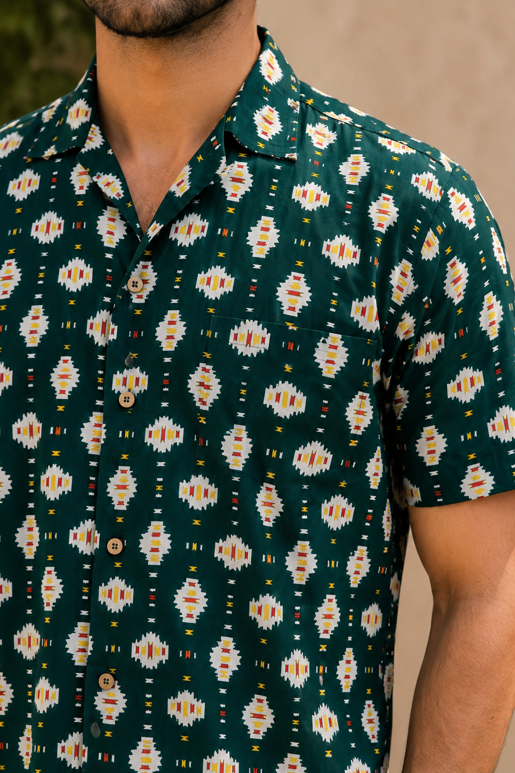 Men’s Green Geometric Print Half Sleeve Casual Shirt